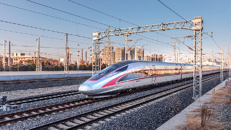 China expands its high-speed railway network to 47,000 kilometers