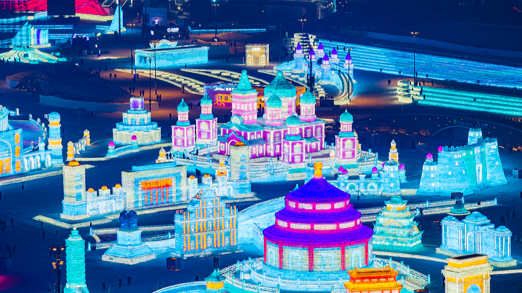 Live: Lights illuminate world's largest ice and snow theme park