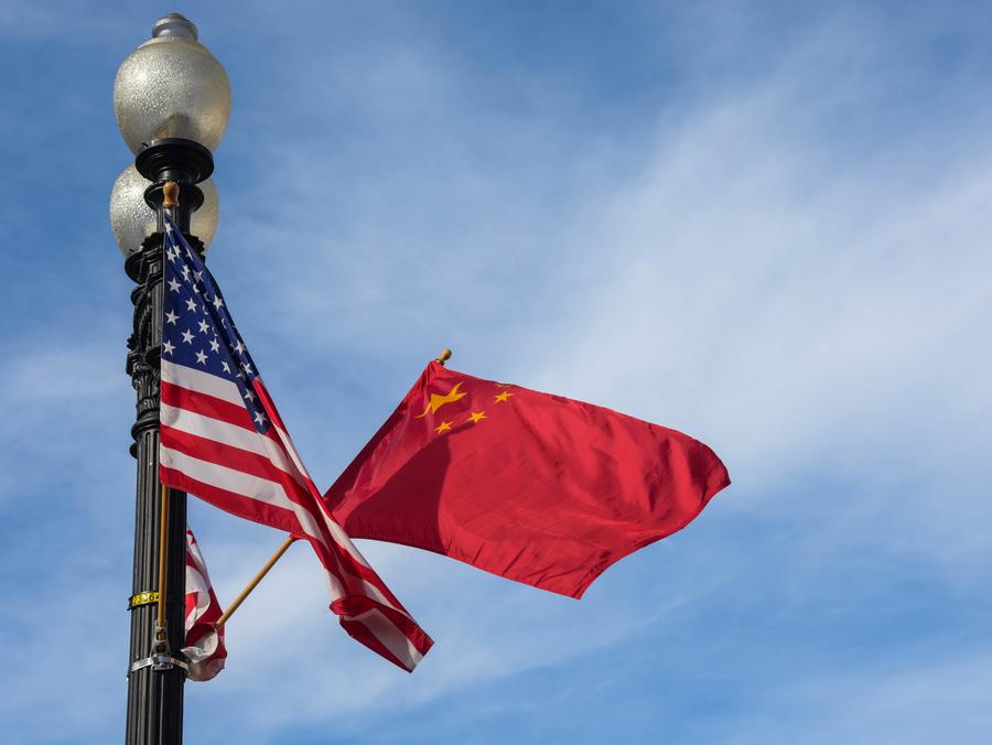 File photo of the national flags of China and the United States as well as the flag of Washington D.C. on Constitution Avenue in Washington, the United States. /Xinhua