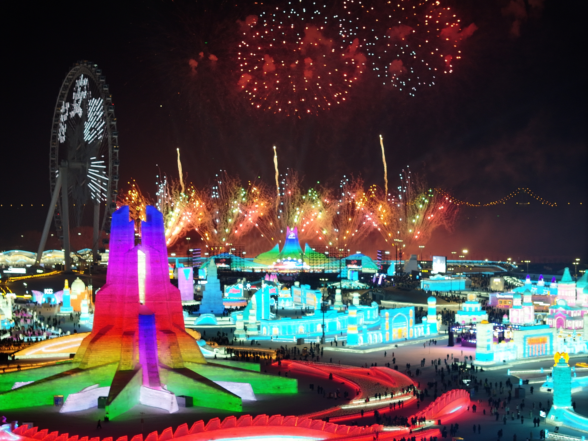 A firework show is held at Harbin Ice and Snow World in Heilongjiang Province to welcome the New Year on December 31, 2024. /CFP