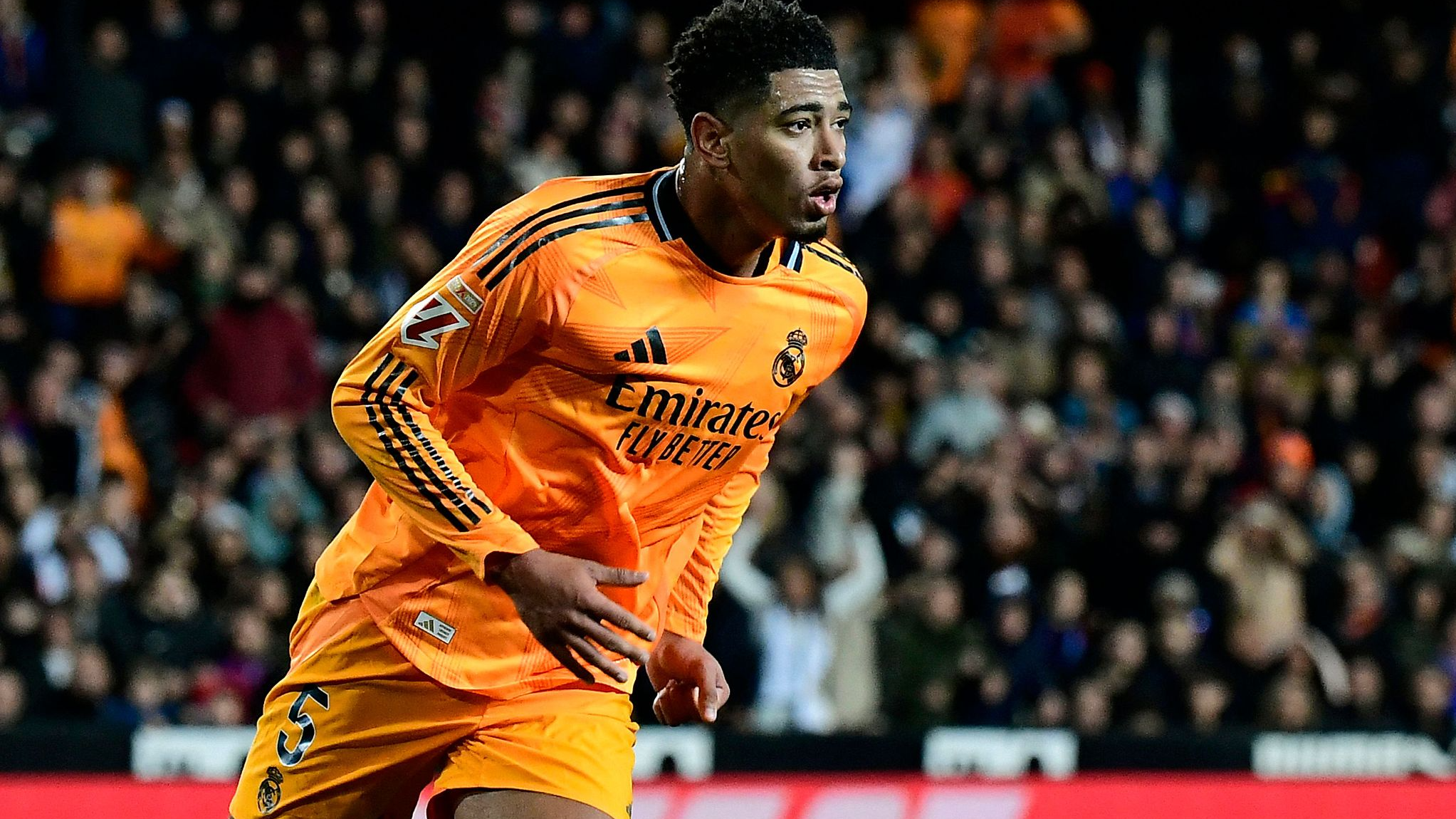 Real Madrid's Jude Bellingham celebrates after scoring his team's second goal against Valencia in their Spanish La Liga clash in Valencia, Spain, January 3, 2025. /CFP