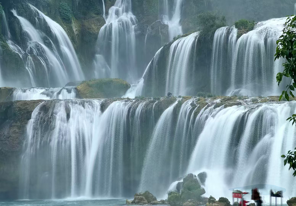 Foto menunjukkan Air Terjun Detian di Daerah Otonomi Guangxi Zhuang, 28 Desember 2024. /CFP