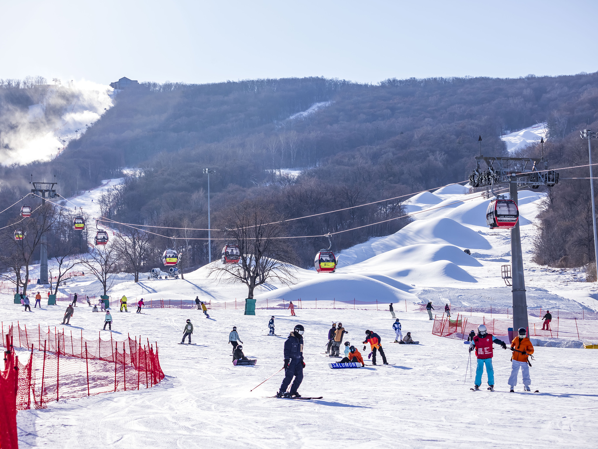 People enjoying skiing at a ski resort in Jilin, Jilin Province, China, December 19, 2024. /CFP