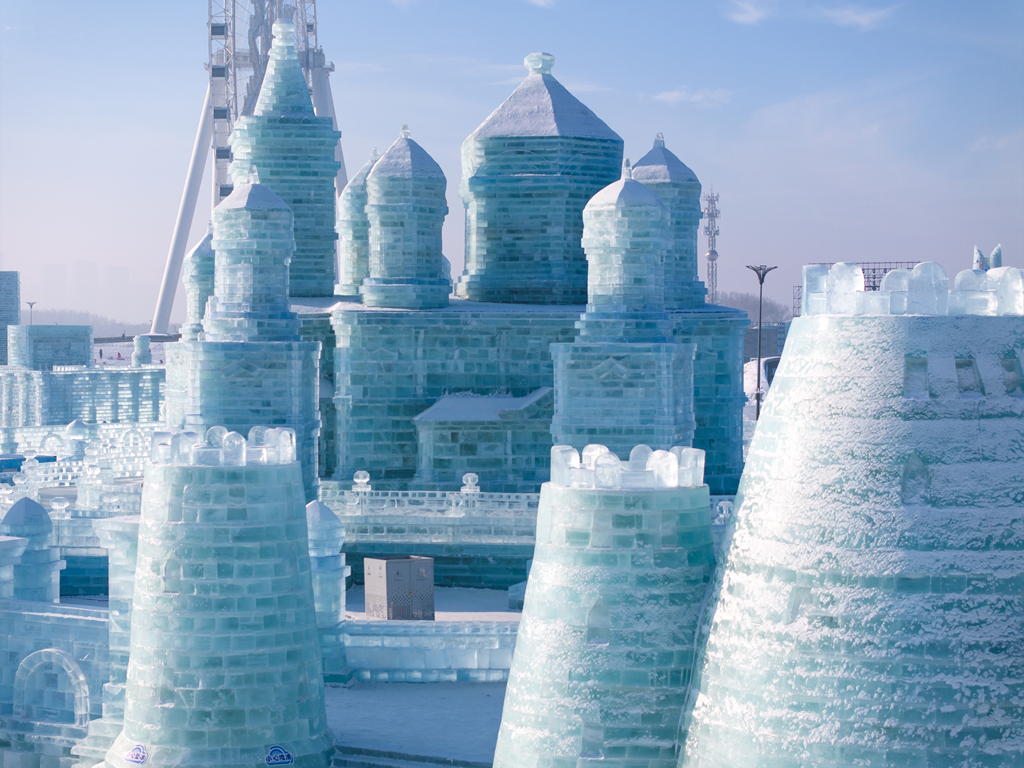 The 26th Harbin Ice and Snow World in Heilongjiang Province features a stunning array of ice sculptures and winter sports and recreational activities. /CFP   