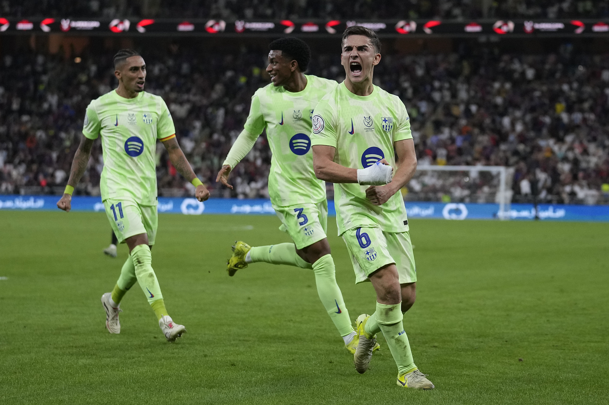 Players of Barcelona celebrate after scoring a goal in the Spanish Super Cup semifinals against Athletic Bilbao in Jeddah, Saudi Arabia. January 8, 2025. /CFP