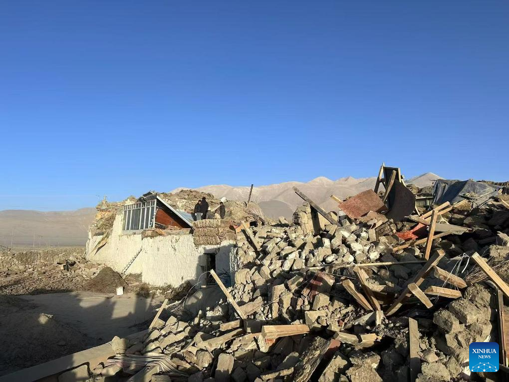 Damaged houses are pictured after an earthquake in Tonglai Village, Changsuo Township of Dingri in Xigaze, southwest China's Xizang Autonomous Region, Jan. 7, 2025. /Xinhua