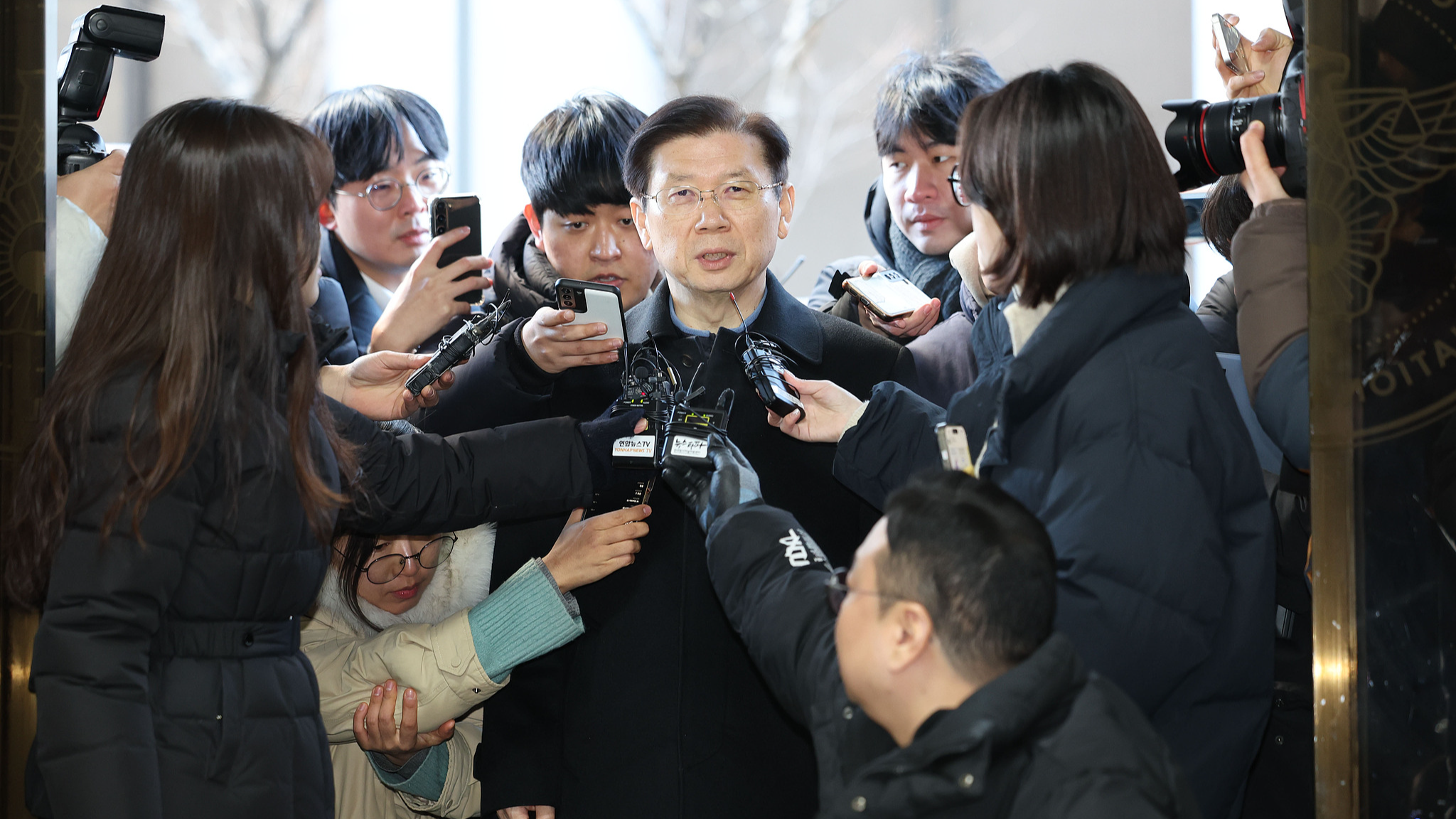 Park Jong-joon, chief of South Korea's presidential security service, answers questions from reporters in Seoul, South Korea, January 10, 2025. /CFP