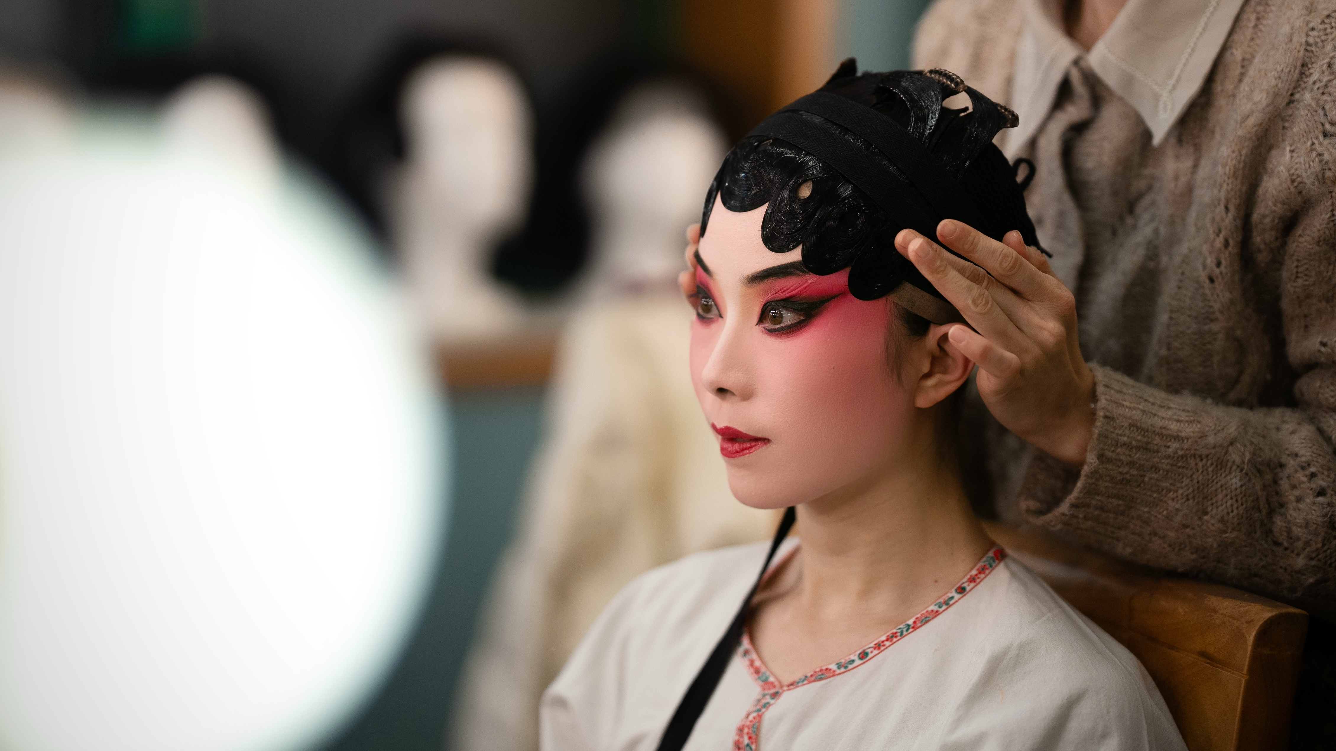 Behind the scenes: 'Legend of the White Snake' in Kunqu Opera