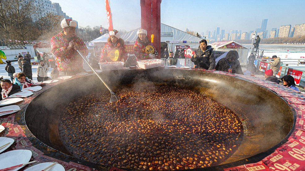 Shenyang hosts first Ice and Snow Hotpot Festival