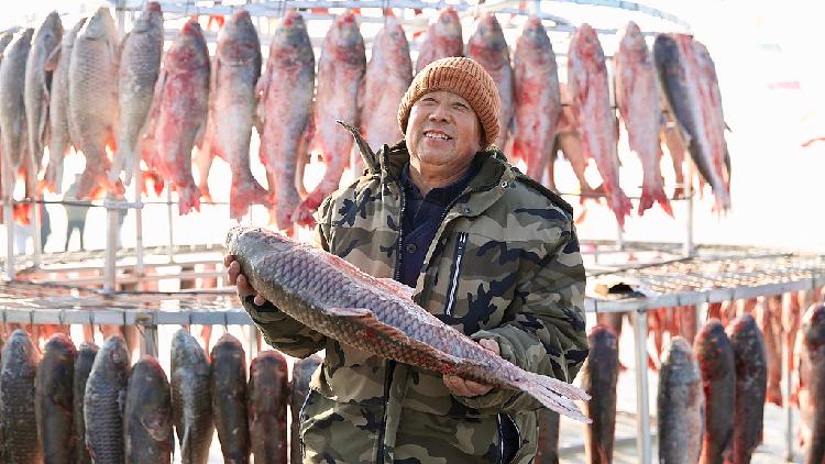 10th Wolong Lake Winter Fishing Festival kicks off in northeast China