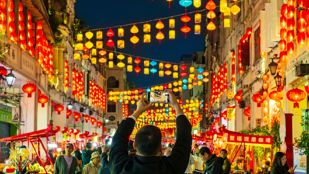 Haikou's Qilou ancient street adorned with festive atmosphere