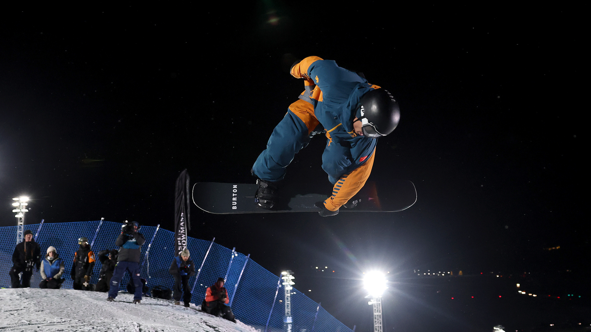Wang Ziyang of China wins men's snowboard knuckle huck at X Games