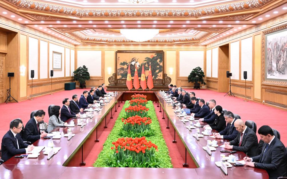 Chinese President Xi Jinping holds talks with Kyrgyz President Sadyr Japarov, who is on a state visit to China, at the Great Hall of the People in Beijing, capital of China, February 5, 2025. /Xinhua