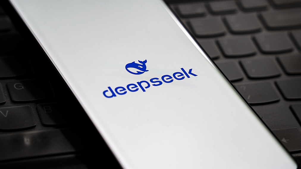 China's major telecom operators fully integrate DeepSeek AI ...