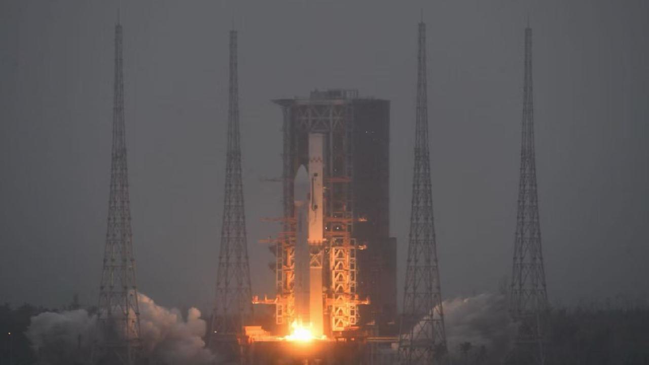 China launches new group of low-Earth orbit satellites