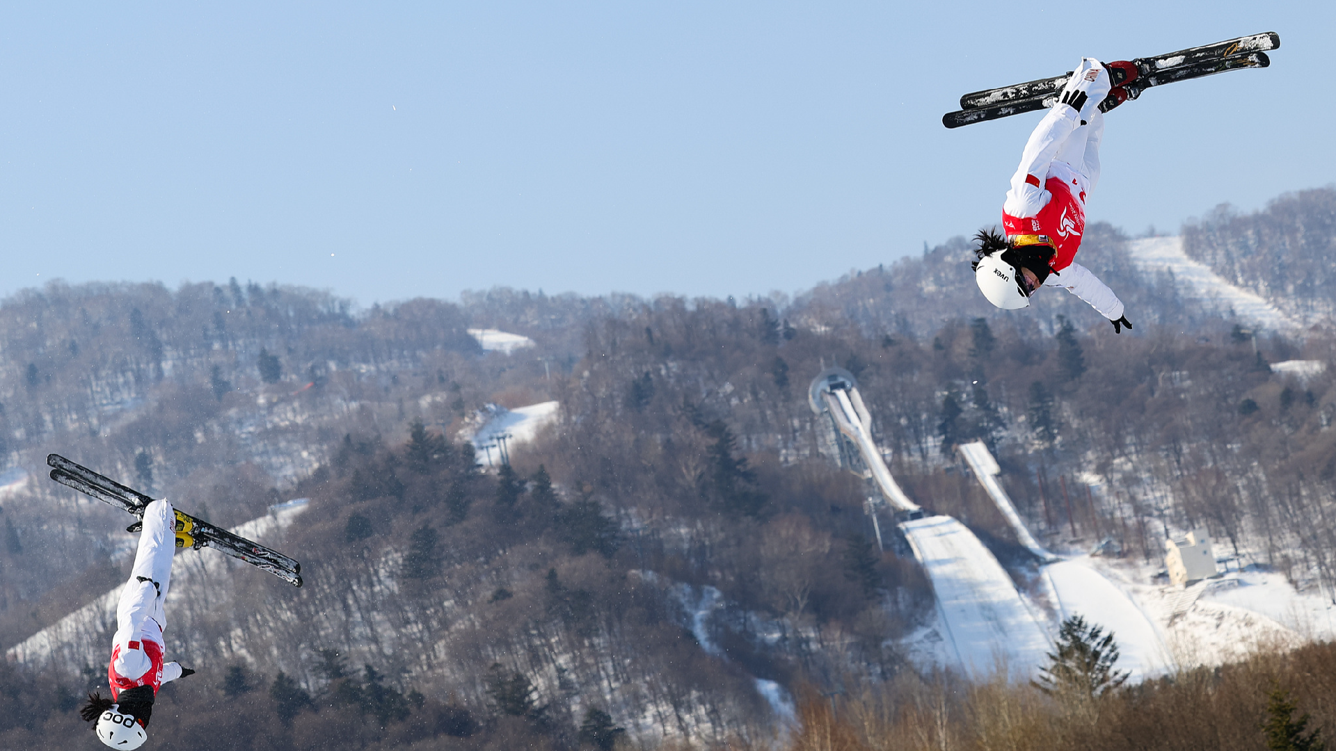 Chinese competitors soar to six golds at Harbin Asian Winter Games