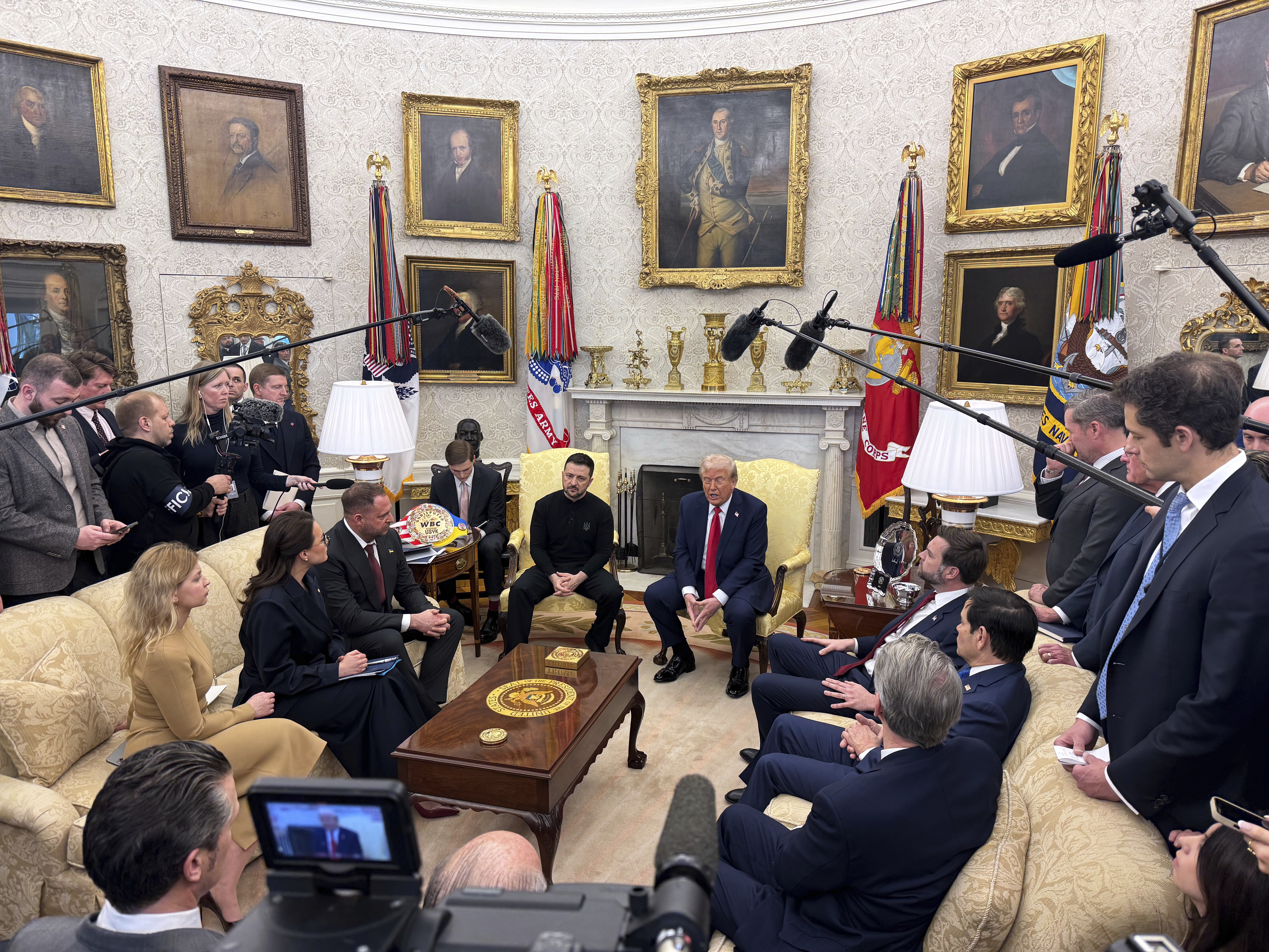 U.S. President Donald Trump meets with Ukraine's President Volodymyr Zelenskyy in the Oval Office at the White House in Washington, the U.S., February 28, 2025. /AP