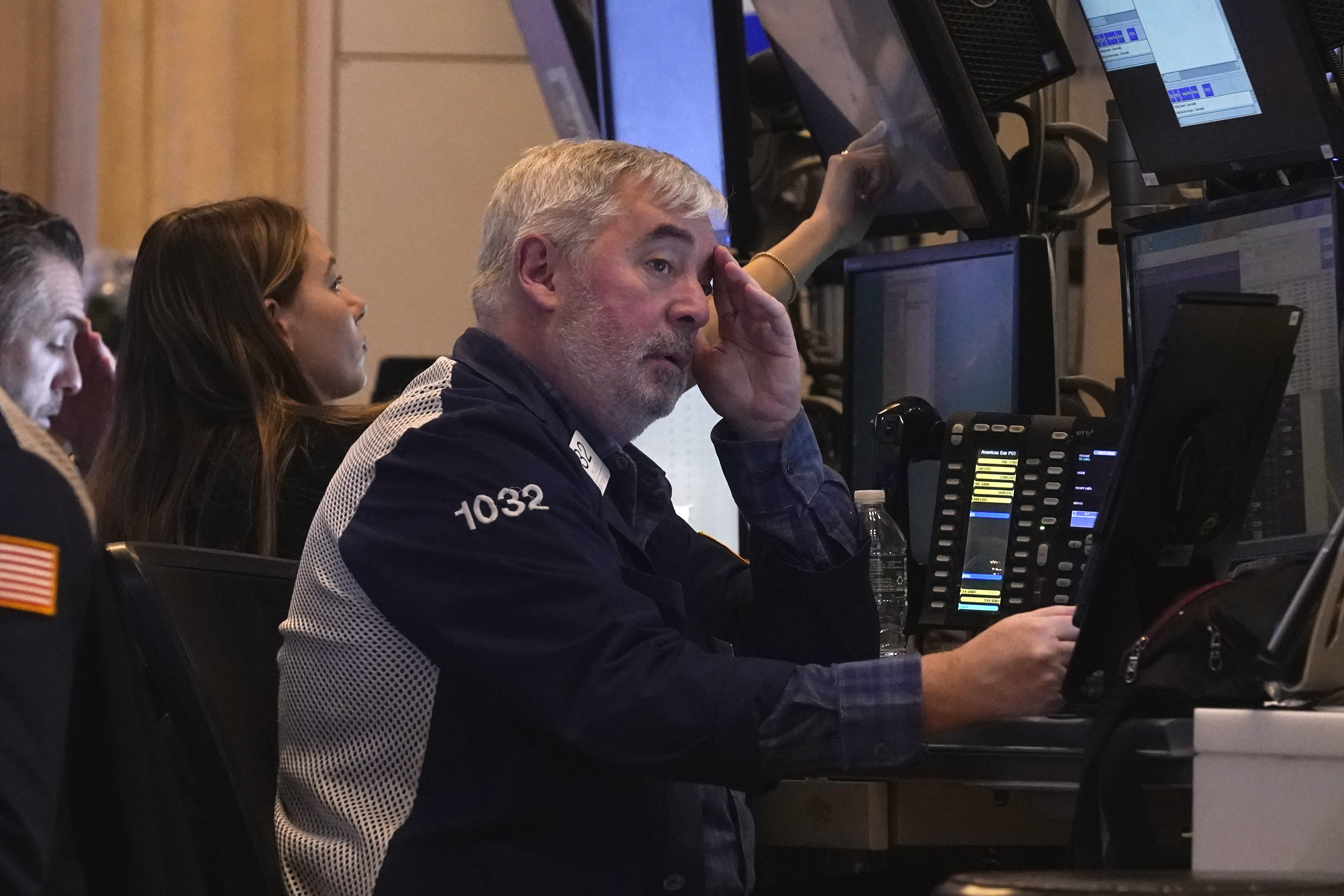 Traders work on the floor of the New York Stock Exchange, the U.S., March 11, 2025. /AP
