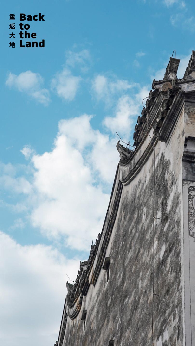 A view of blue hour in a water town /CGTN