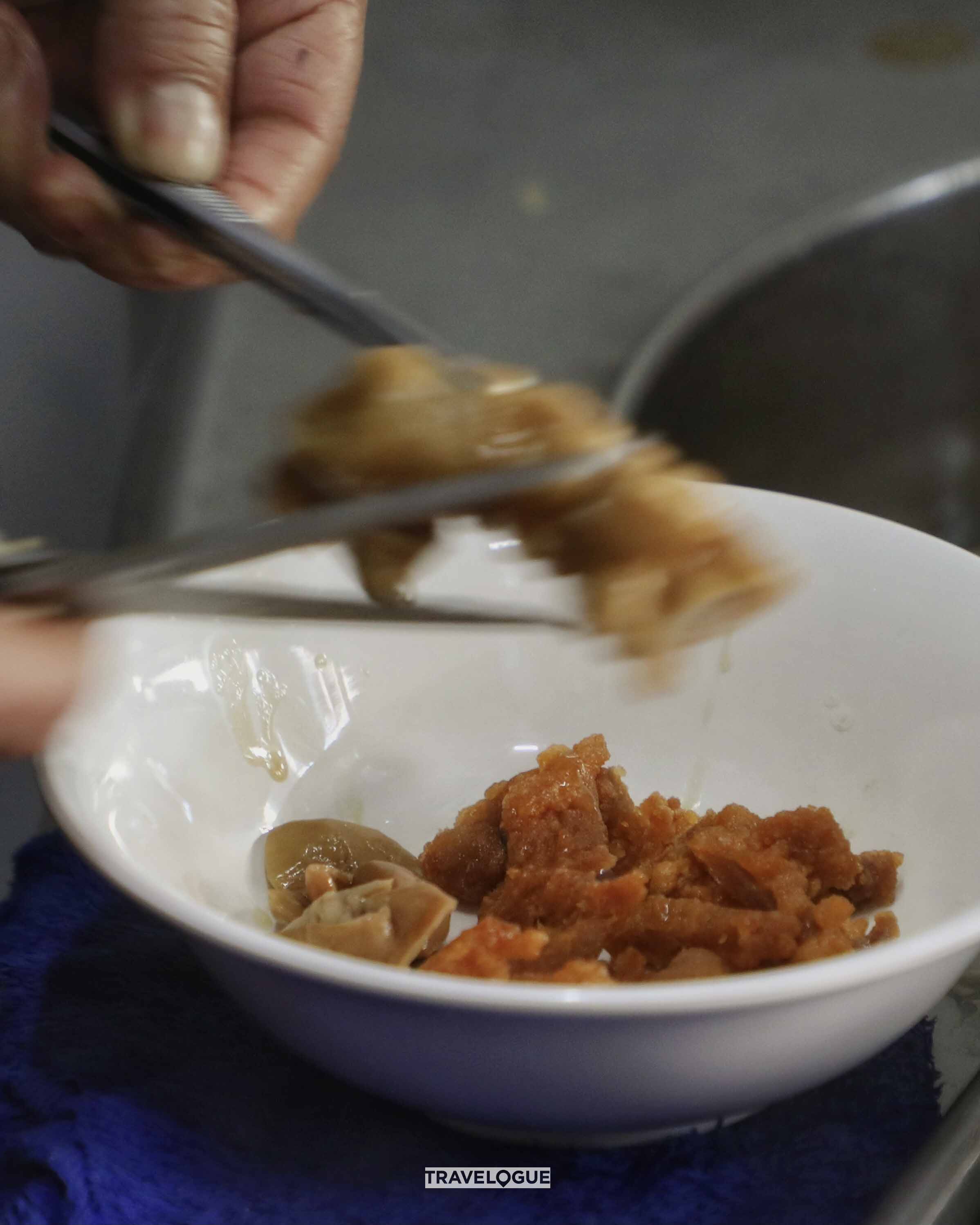 Mianxianhu is a popular savory breakfast choice for locals in Quanzhou, Fujian Province. /CGTN