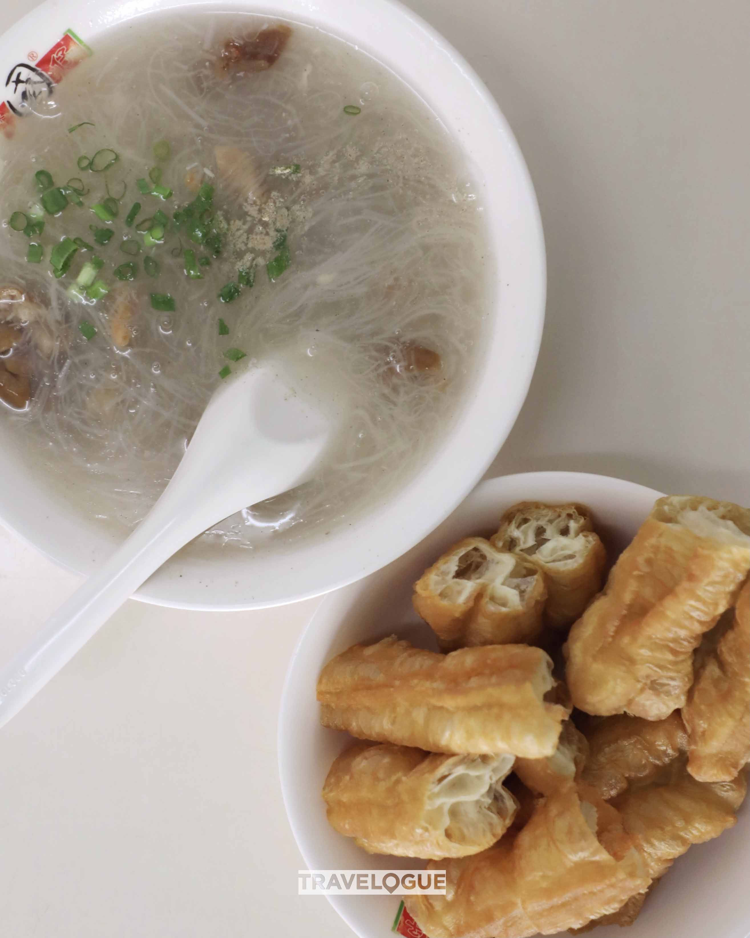 Mianxianhu is a popular savory breakfast choice for locals in Quanzhou, Fujian Province. /CGTN