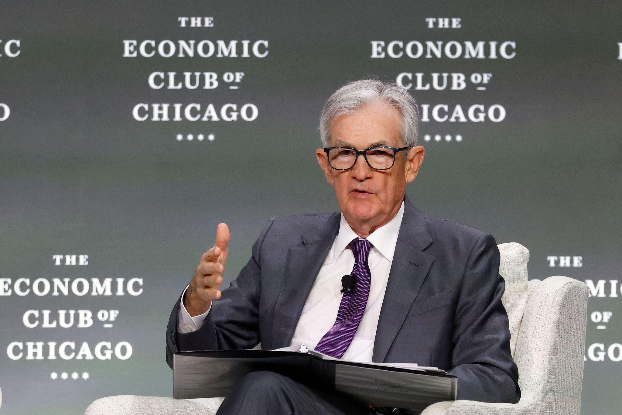 US Federal Reserve Chair Jerome Powell speaks at the Economic Club of Chicago in Chicago, Illinois, US, on April 16, 2025. /VCG