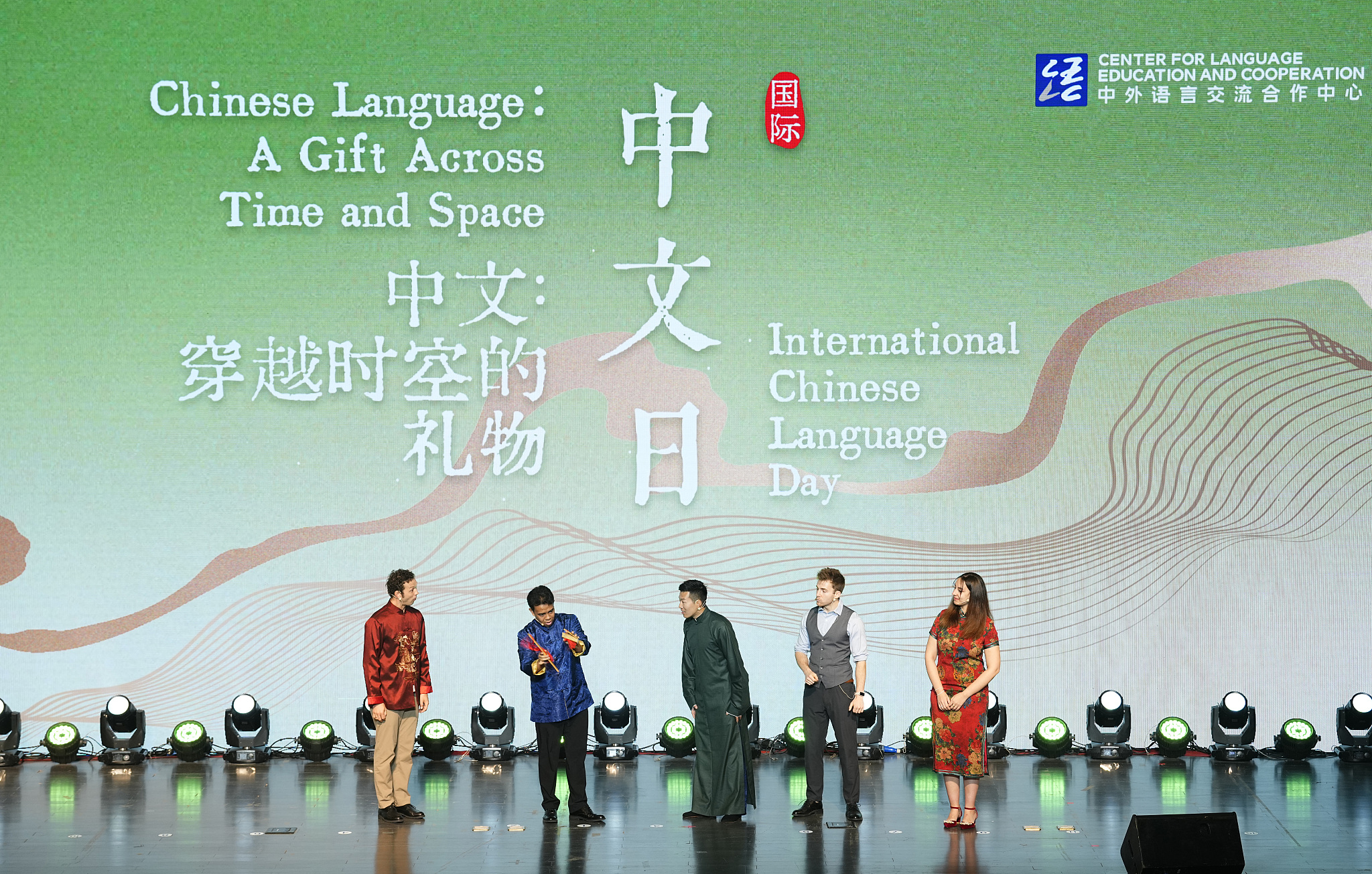 Young people from China and overseas perform at the launch ceremony of this year's International Chinese Language Day held in Beijing on April 18, 2025. /Zhao Wenyu/China News Service/VCG