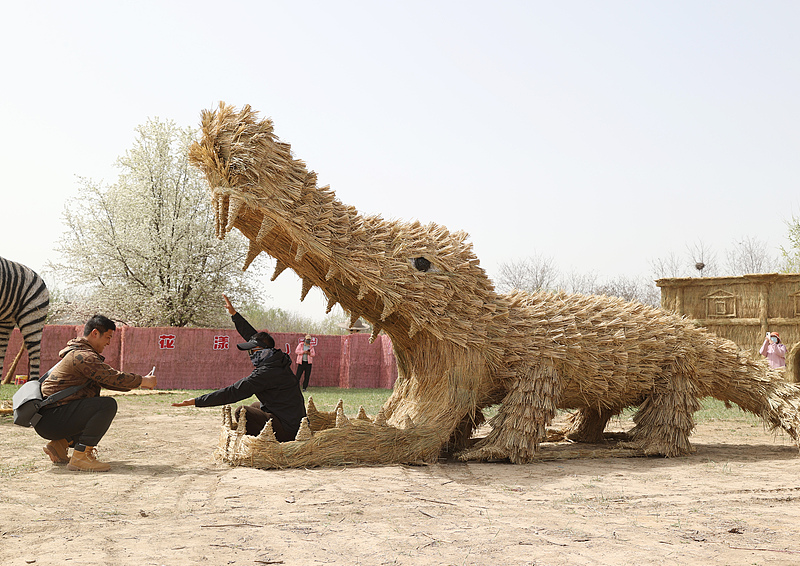 A scarecrow is seen on display at the International Scarecrow Art Festival in Yinchuan City, Ningxia Hui Autonomous Region, April 19, 2025. /VCG