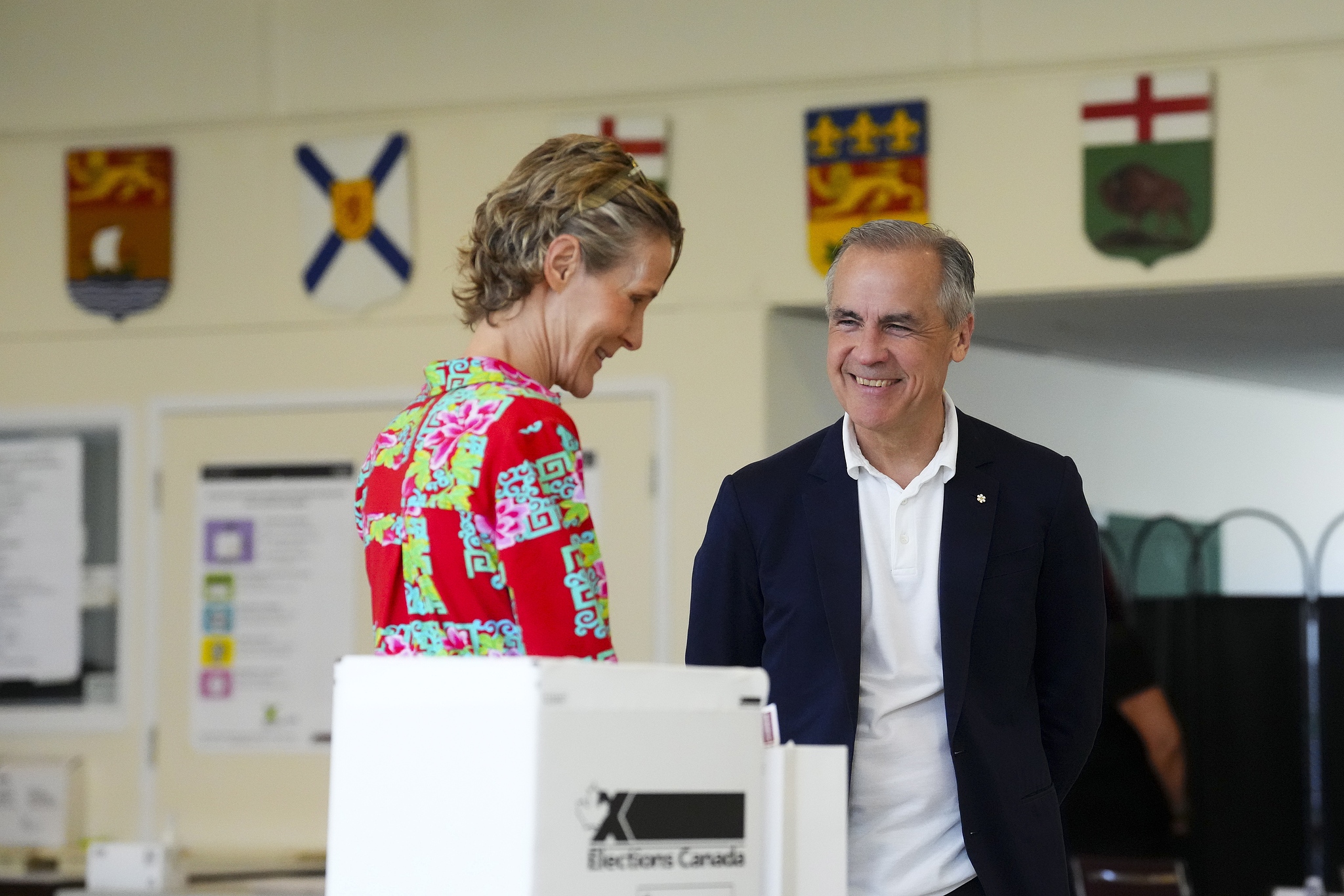 Canada's new Prime Minister and Liberal Leader Mark Carney and wife Diana Fox Carney vote in Ottawa, Ontario, April 28, 2025. /VCG