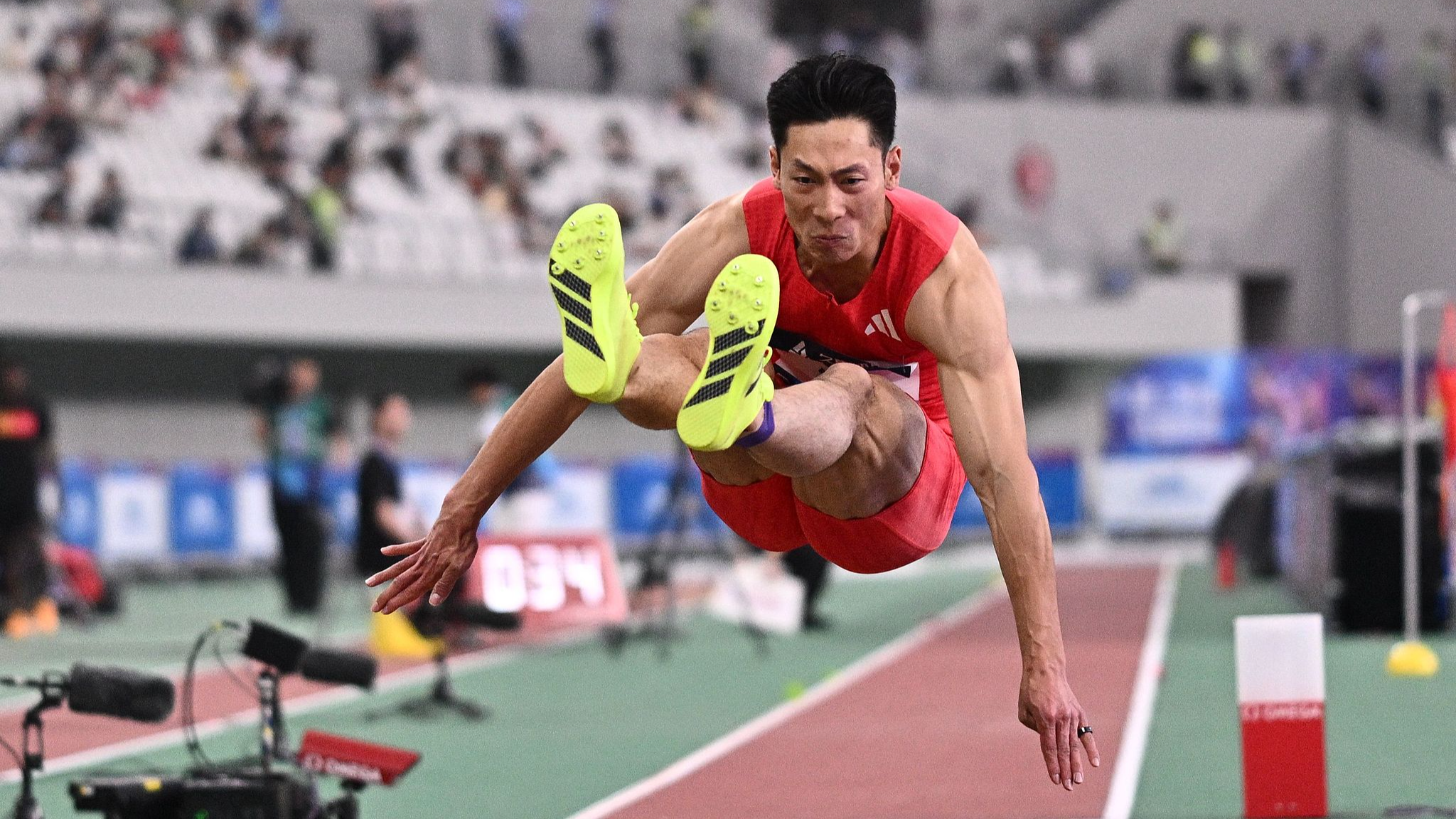 Shi Yuhao, Shu Heng bag men's long jump gold, silver in Diamond League