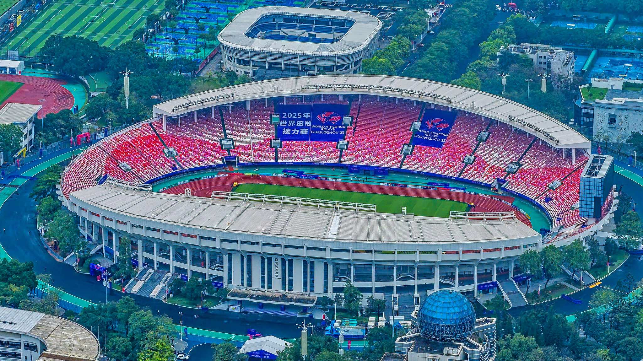 International athletes hail Guangzhou tracks at World Athletics Relays