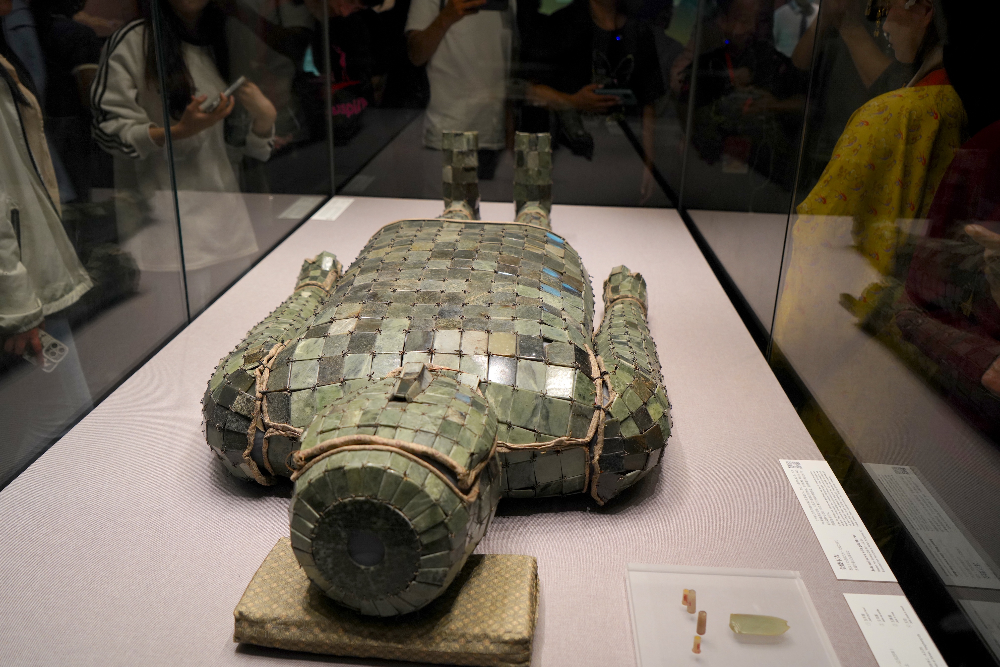 A jade suit sewn with gold thread from the collection of the Henan Museum /CGTN