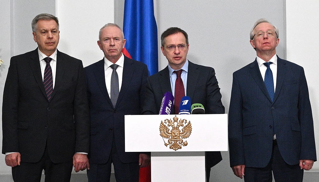 Russian presidential aide and head of the Russian delegation to the talks Vladimir Medinsky makes a statement to the media in Istanbul, Türkiye, May 15, 2025. /VCG