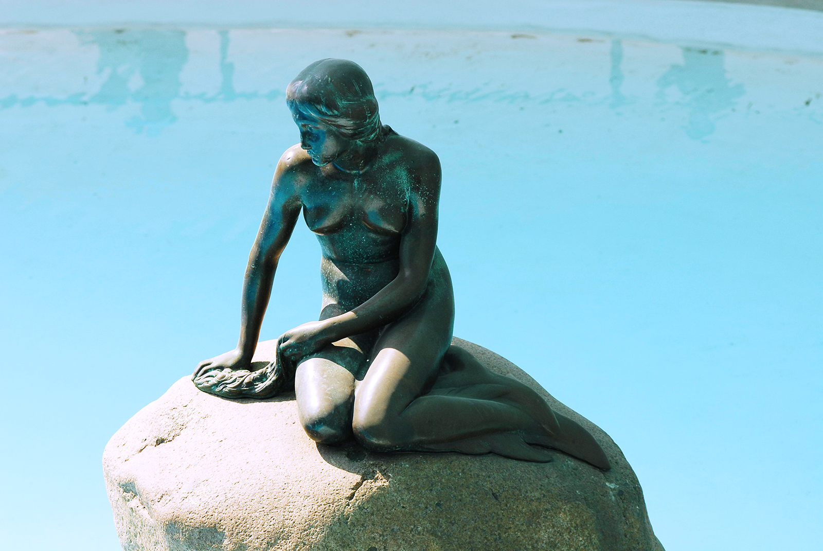 The Little Mermaid statue is seen on display at the Denmark Pavilion during the Shanghai World Expo on May 25, 2010. /IC