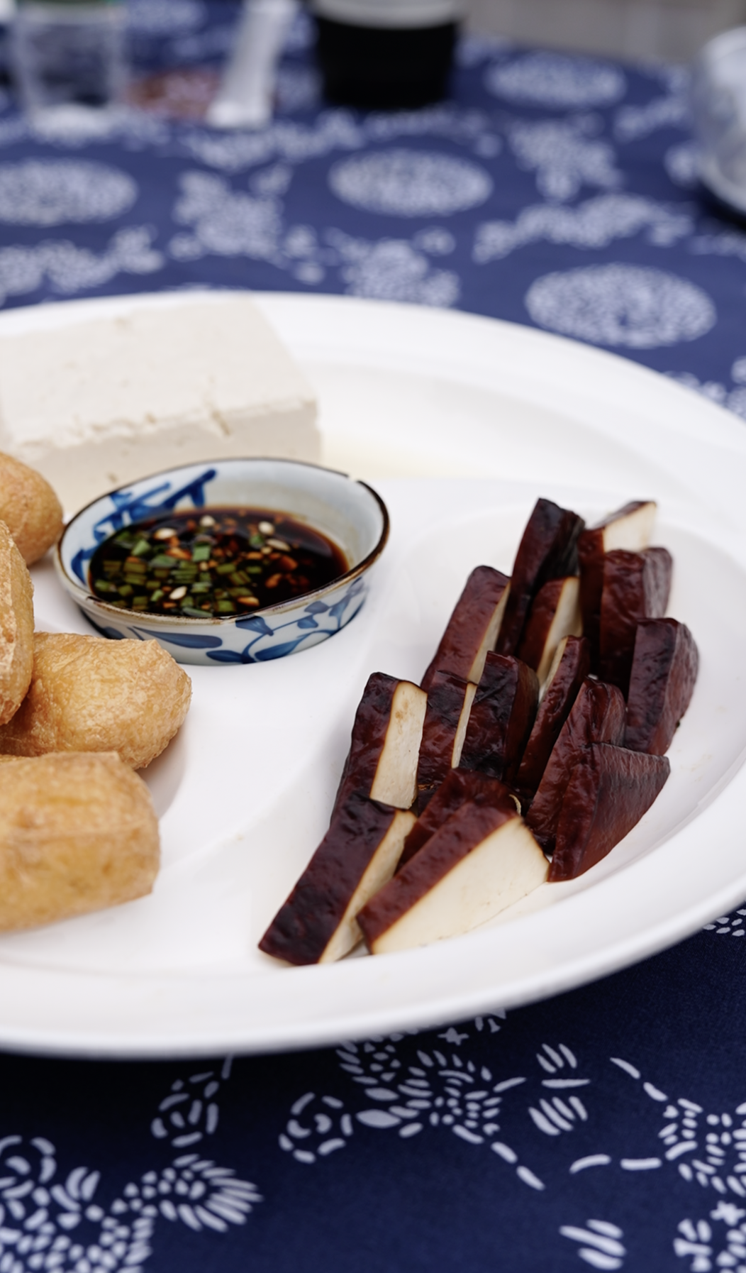Chinese cuisine adorns the long-table banquet at Qiantong Ancient Town in Ningbo, Zhejiang Province on May 18, 2025. / Photo provided to CGTN by International Communication Center of Ningbo Media Group