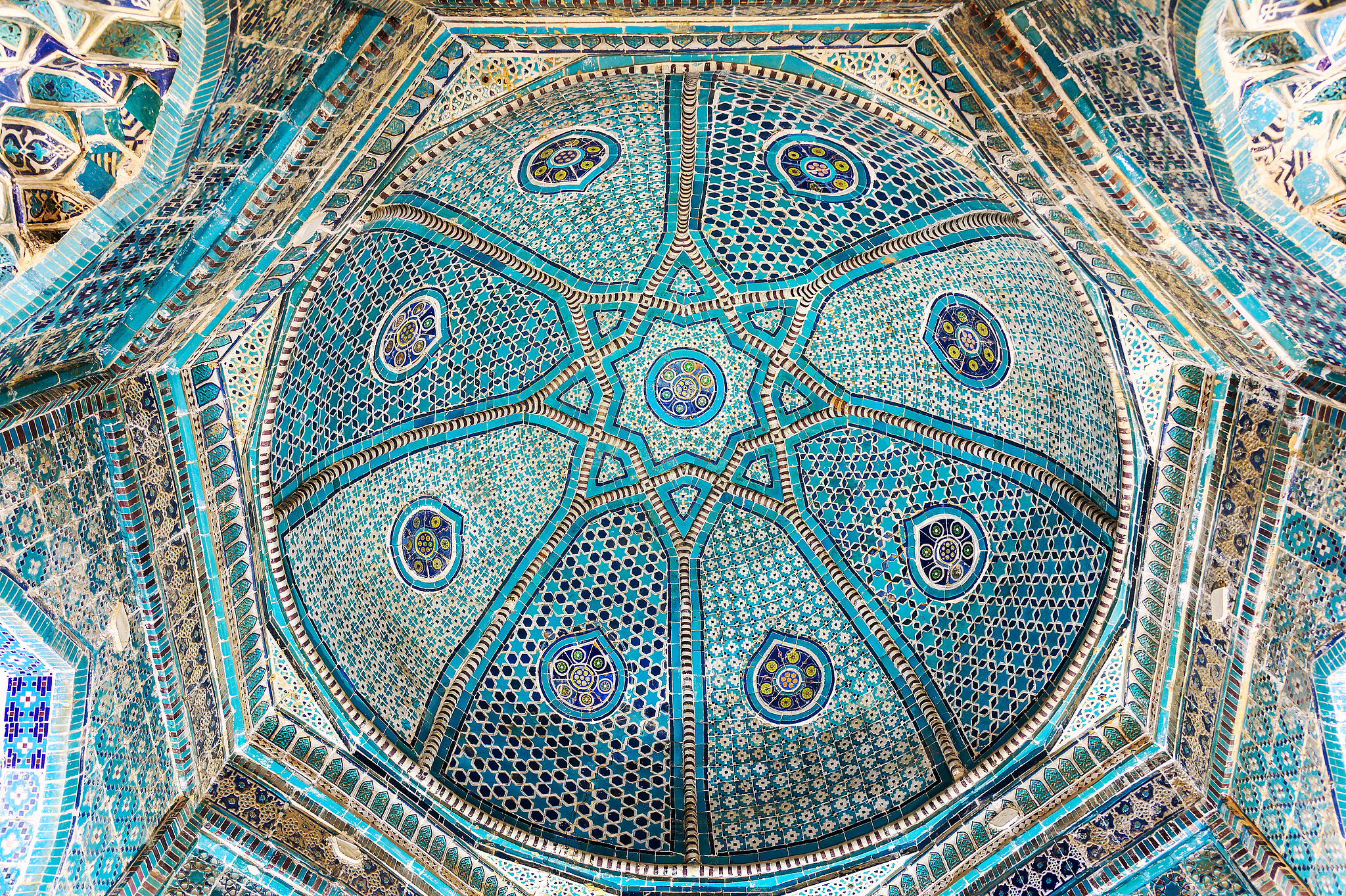 The dome of the Shah-i-Zinda necropolis in Samarkand, Uzbekistan /VCG