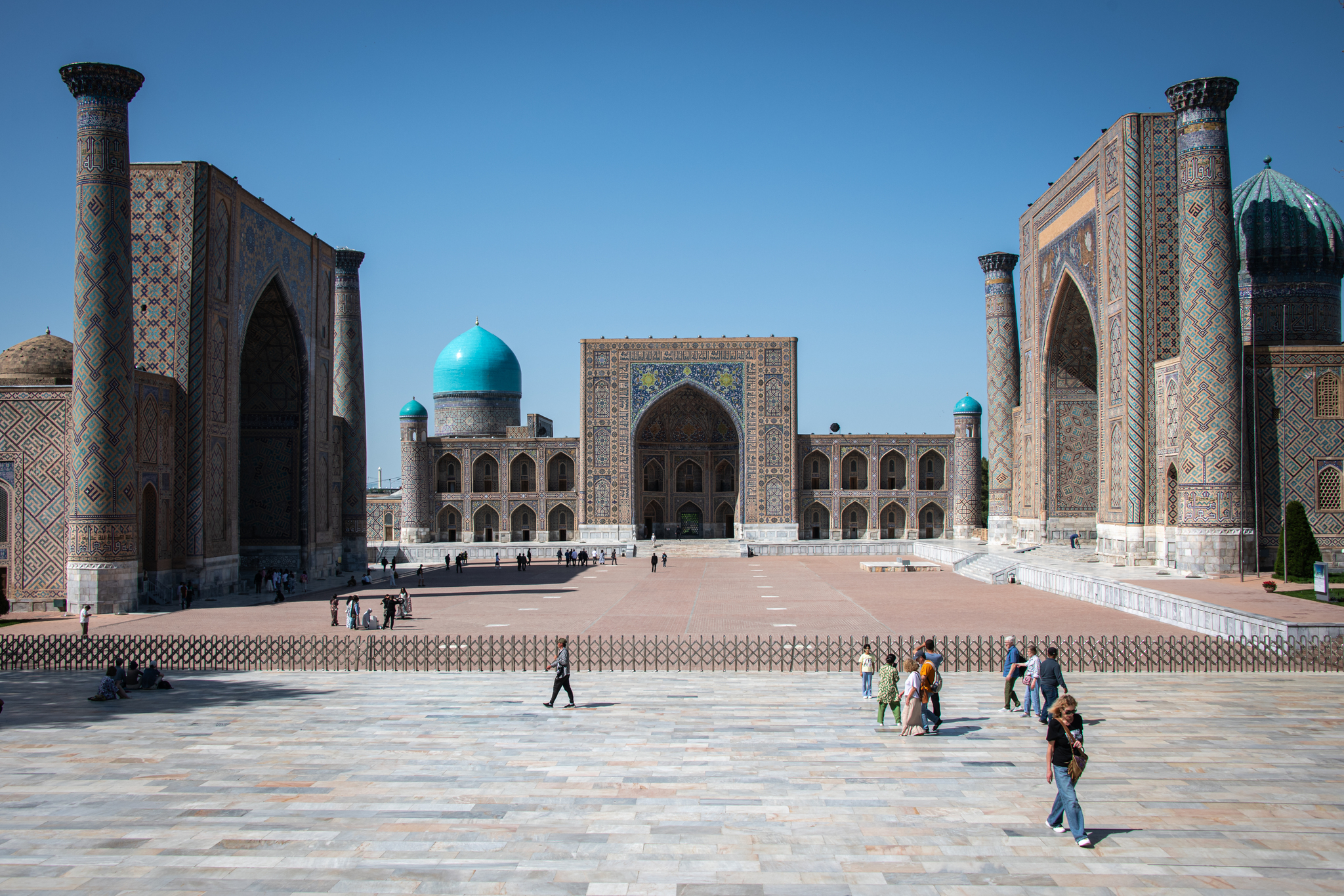 Registan Square in Samarkand, Uzbekistan /VCG