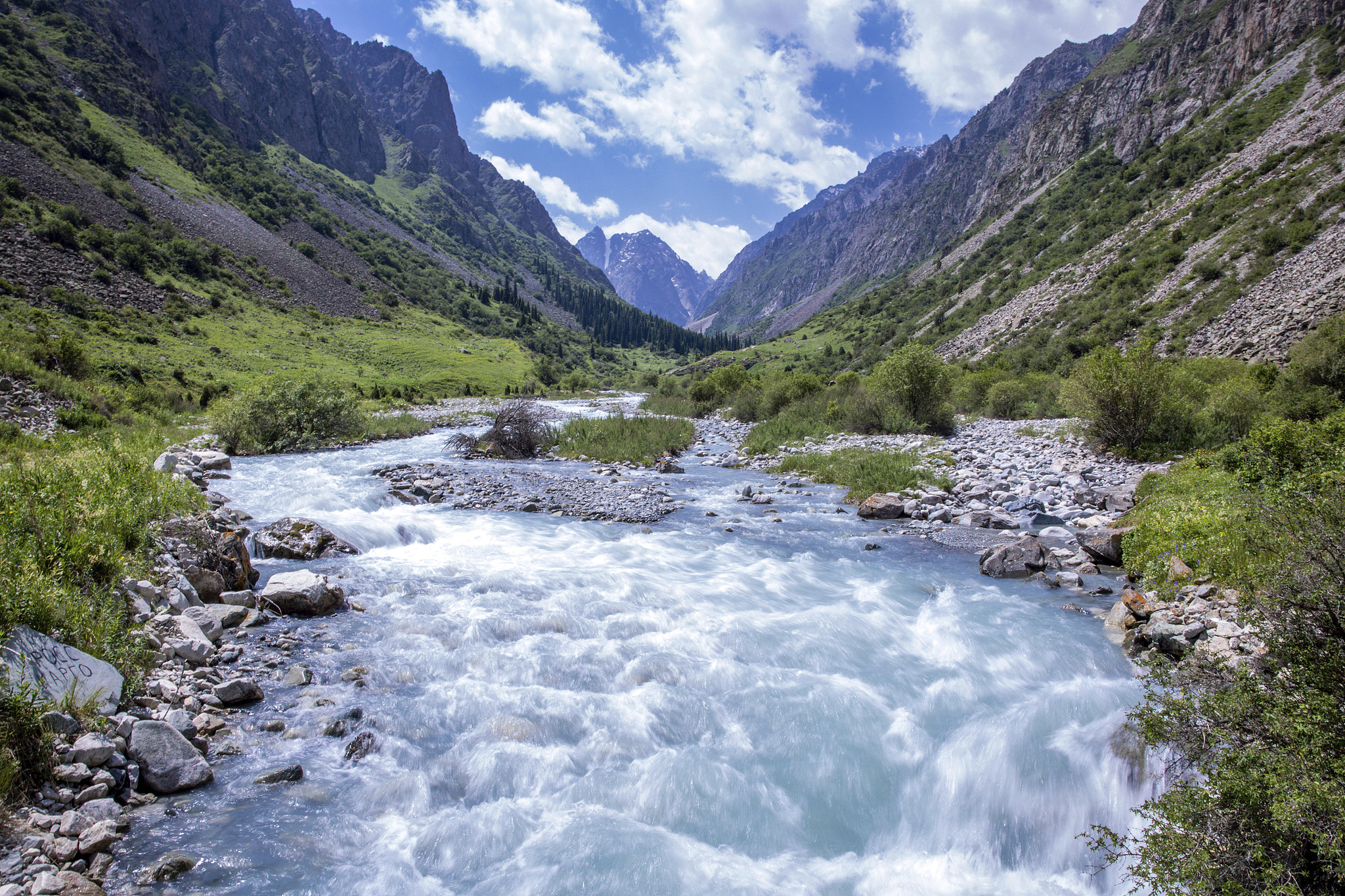 The Ala-Archa National Park near Bishkek, Kyrgyzstan /VCG