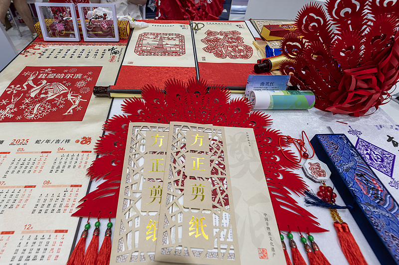 Products are seen on display at the 21st China (Shenzhen) International Cultural Industries Fair in Shenzhen, Guangdong Province, May 22, 2025. /VCG