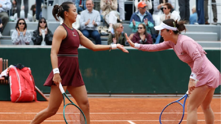 Yuan & Sun reach women's doubles second round at French Open - CGTN