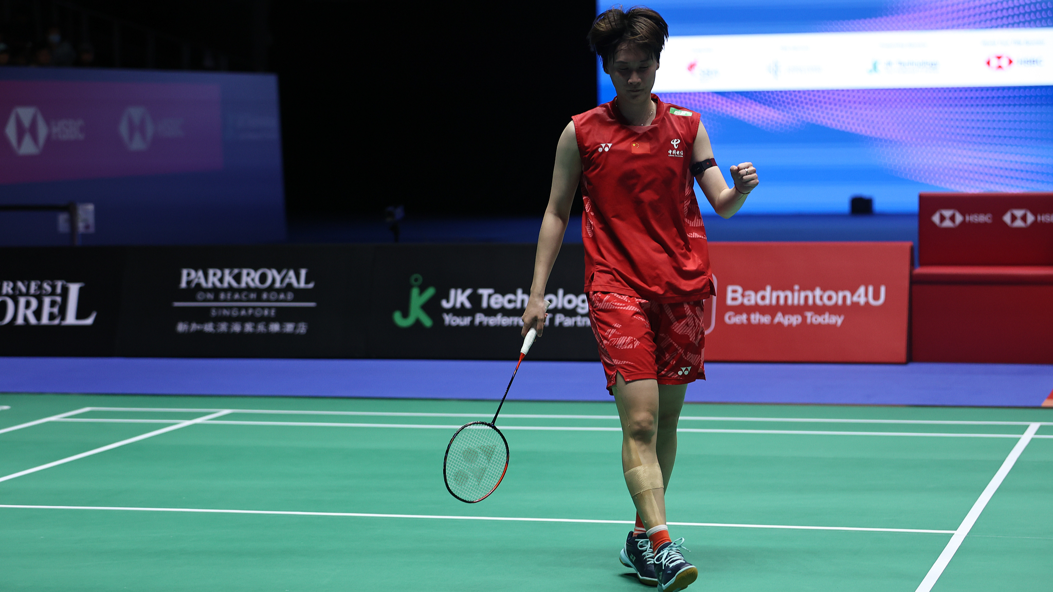Chen Yufei rallies past Han Yue to reach final at BWF Singapore Open