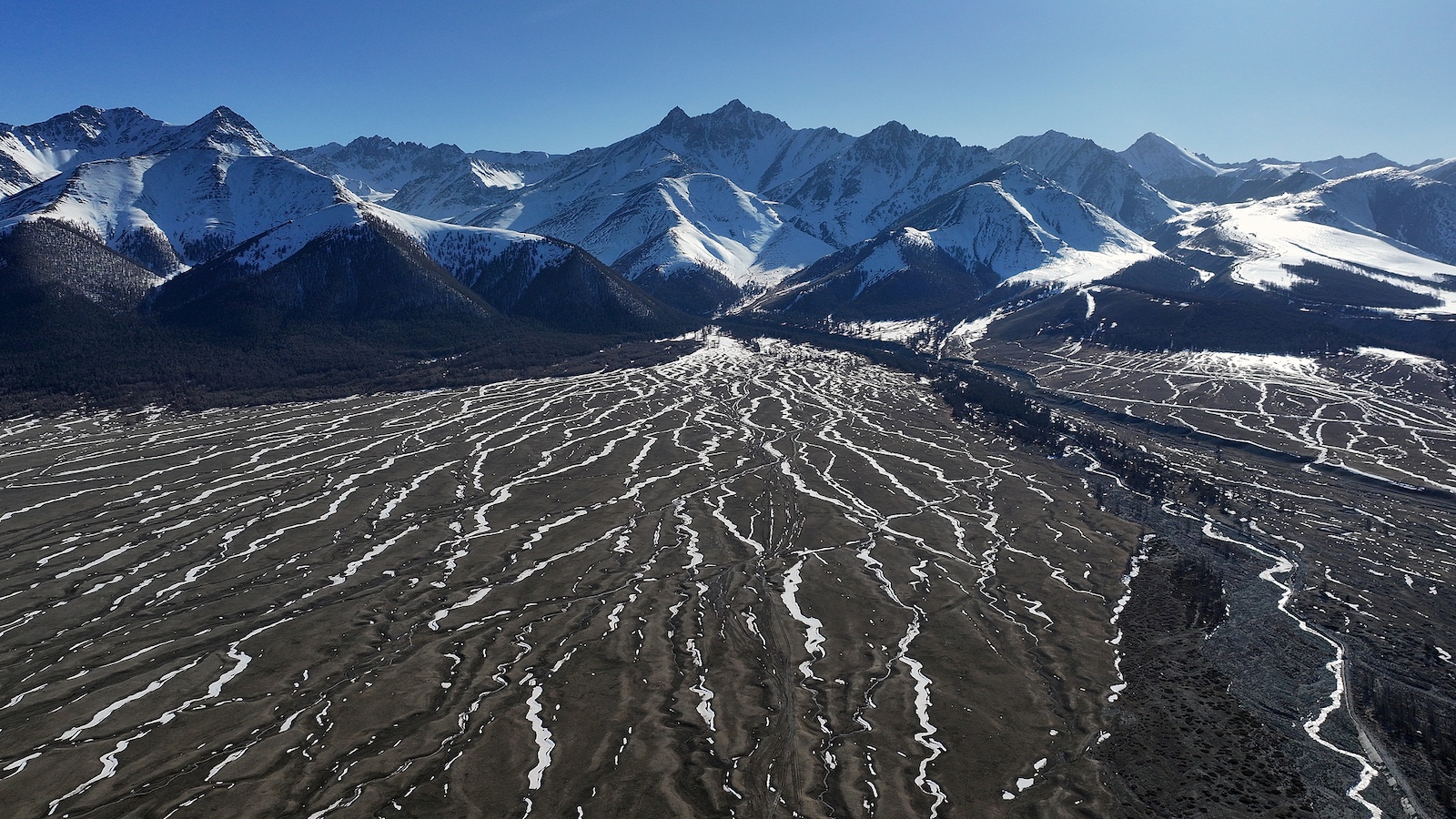 Chinese researchers release Tianshan watershed streamflow dataset