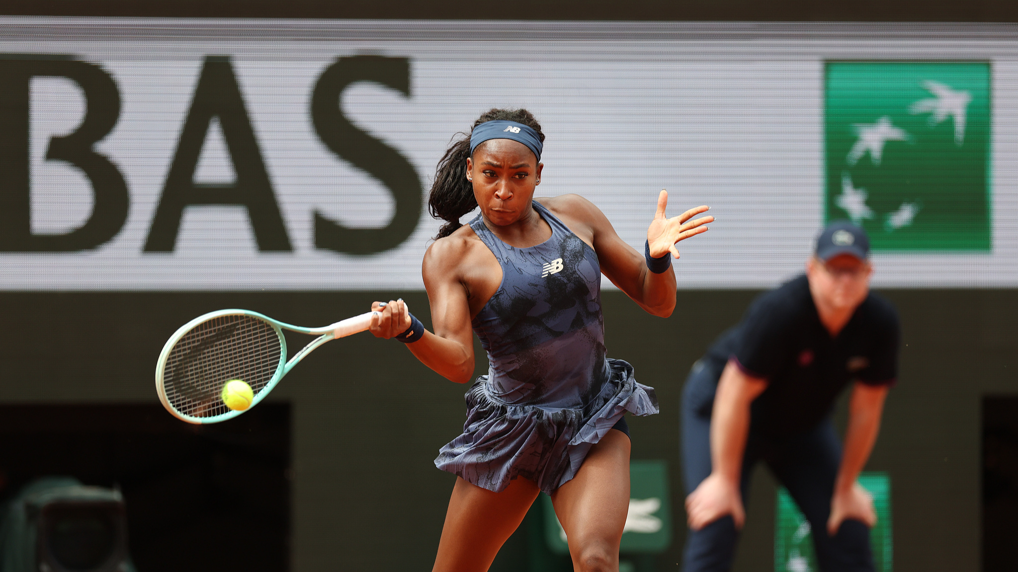 Gauff books fifth consecutive trip to quarterfinals at French Open