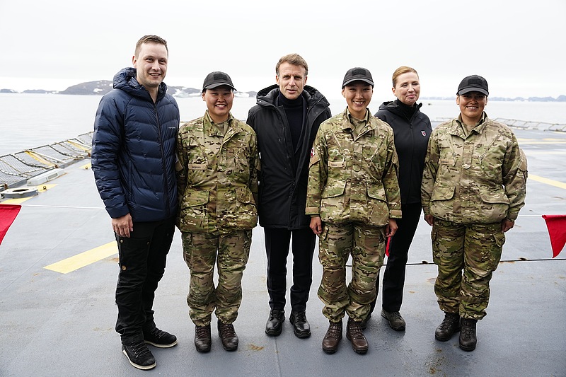 French President Emmanuel Macron (C), Danish Prime Minister Mette Frederiksen (2nd R), and Greenlandic Prime Minister Jens-Frederik Nielsen (L) aboard the Danish Navy frigate Niels Juel in Nuuk, Greenland, June 15, 2025. /VCG