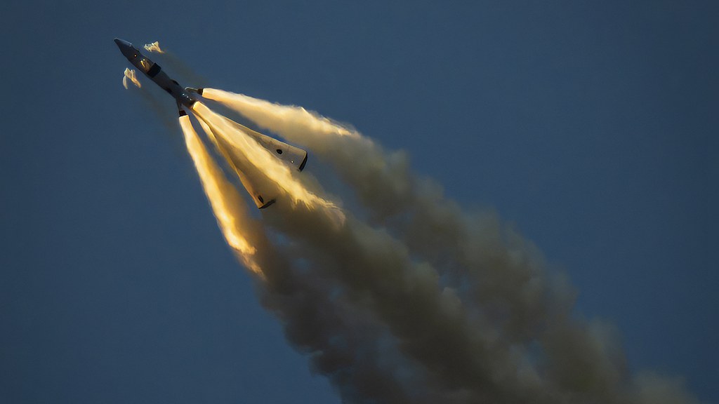 China successfully conducts an escape flight test on its new-generation spaceship Mengzhou at zero altitude in northwest China, June 17, 2025. /VCG