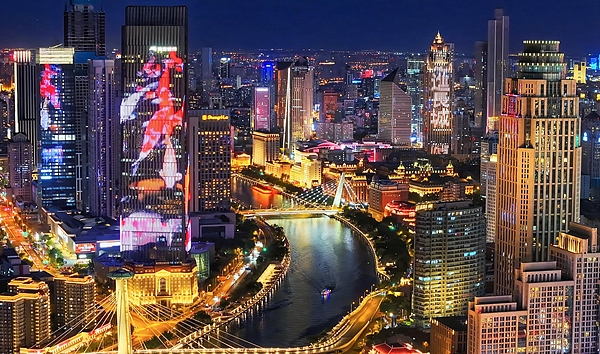 A night view along the Haihe River in north China's Tianjin Municipality, June 3, 2025. /VCG