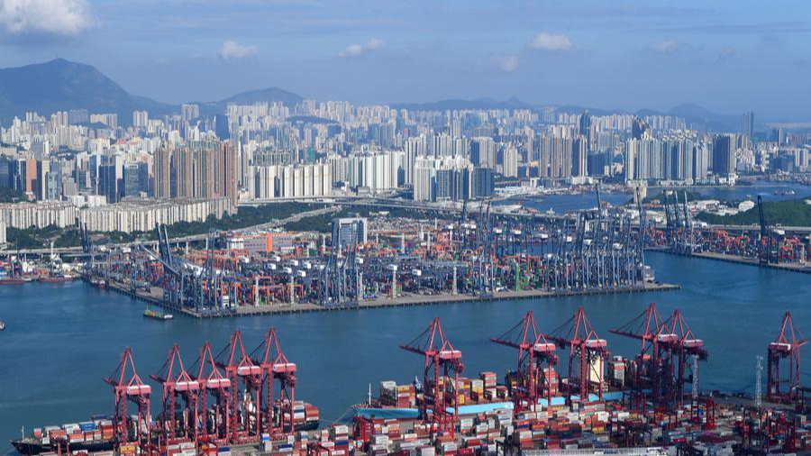A container terminal in Hong Kong, south China, September 17, 2024. /Xinhua