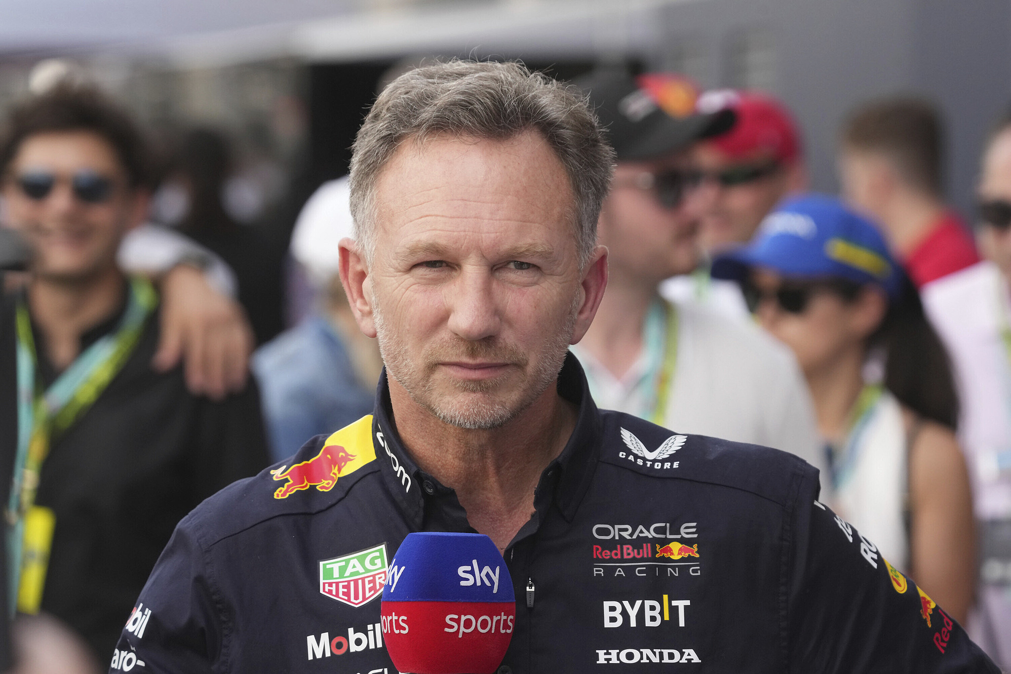 Christian Horner, team principal of Red Bull F1 team, speaks to Sky Sports during the United States Grand Prix at Circuit of The Americas in Austin, Texas, October 19, 2024. /VCG