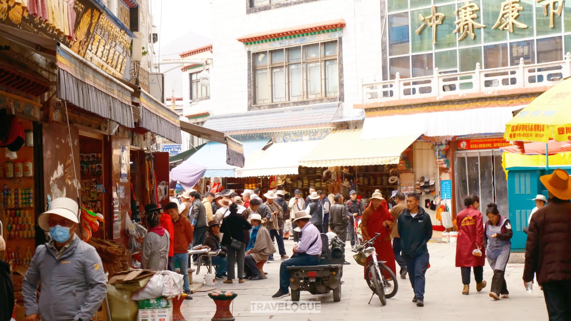 Chongsaikang Market, a popular trading hub in Lhasa