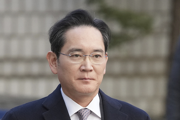Samsung Electronics Chairman Lee Jae-yong arrives at the Seoul High Court in Seoul, South Korea, February 3, 2025. /VCG